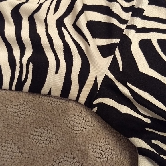 Silk dress - Picture 7 of 7